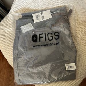 Gray Figs Jogger Scrubs